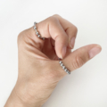 finger ring rotating